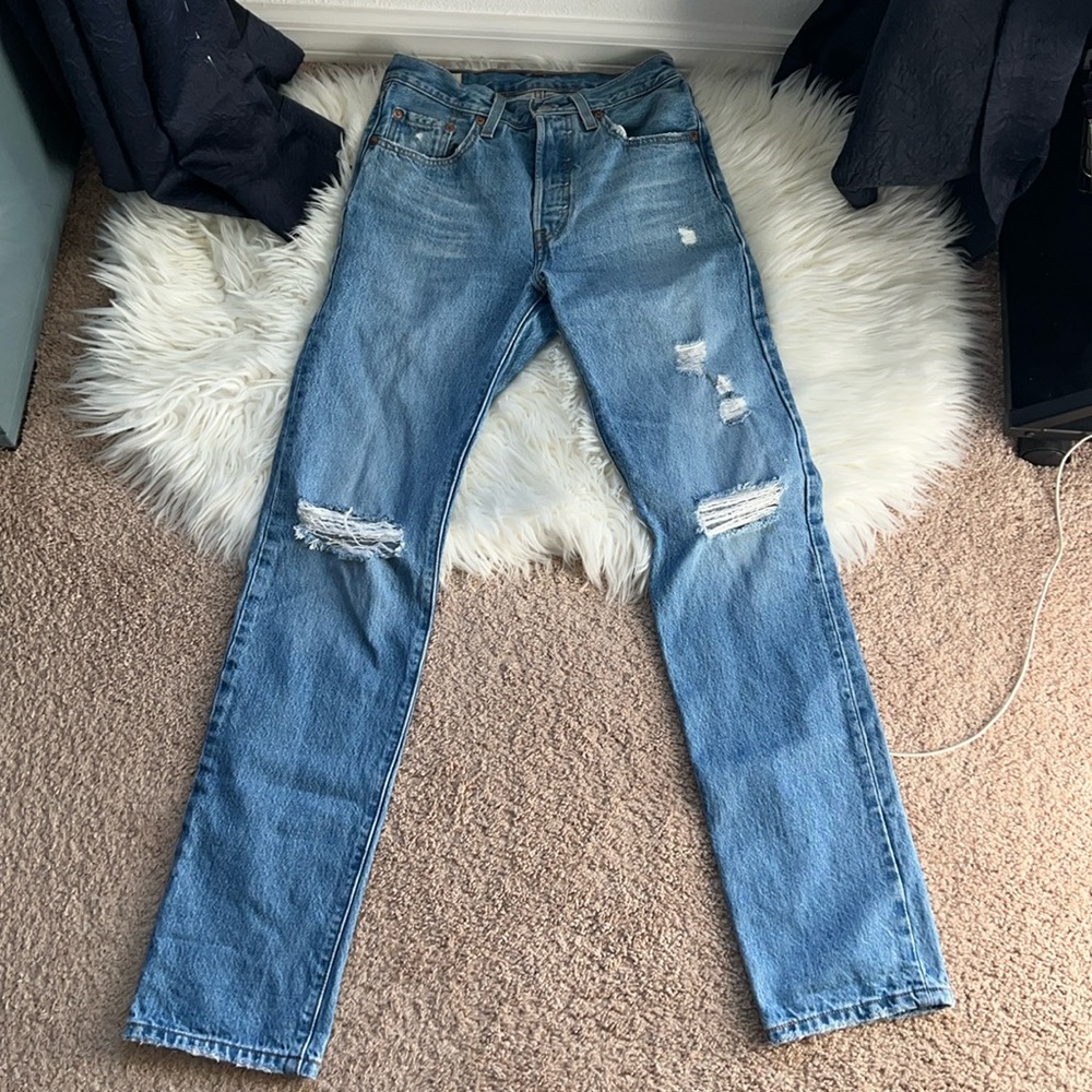 Levis skinny jeans size 24x32
